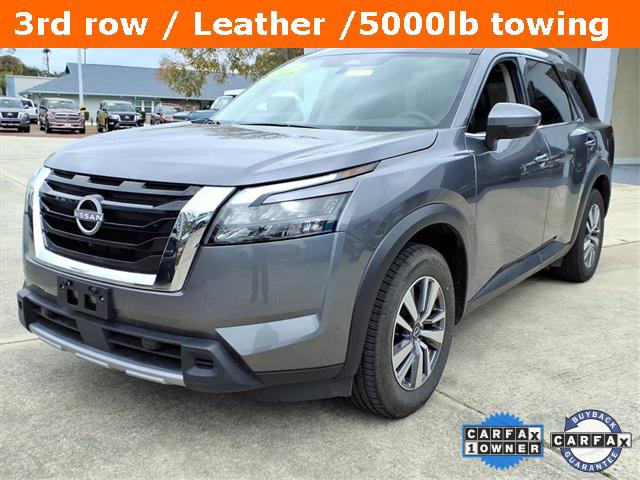 2025 Nissan Pathfinder SL FWD
