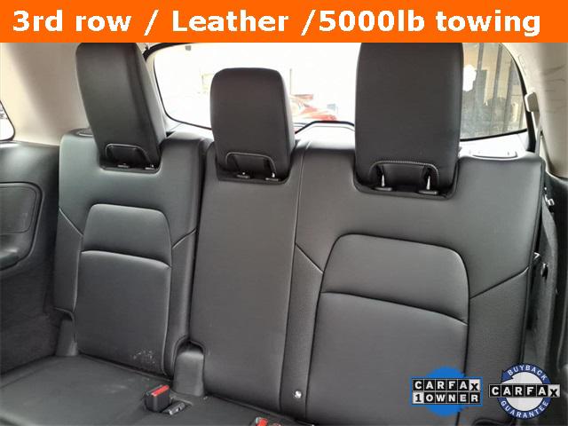 2025 Nissan Pathfinder SL FWD