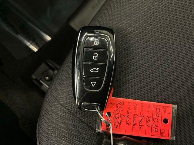 2024 Toyota Corolla Hybrid SE