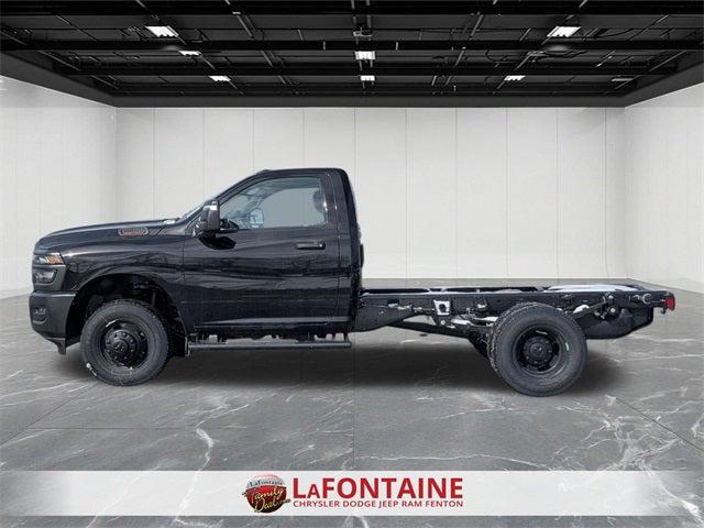 2026 RAM Ram 3500 Chassis Cab RAM 3500 TRADESMAN CHASSIS REGULAR CAB 4X4 60 CA