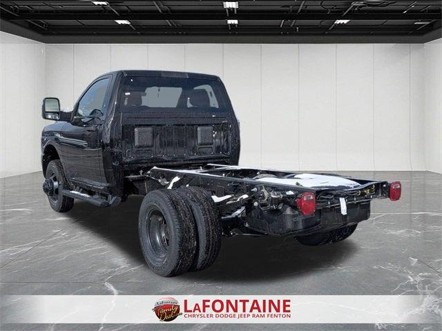 2026 RAM Ram 3500 Chassis Cab RAM 3500 TRADESMAN CHASSIS REGULAR CAB 4X4 60 CA