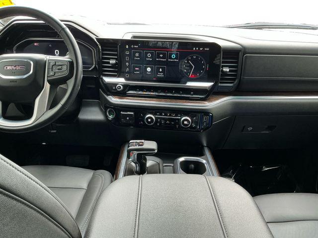 2024 GMC Sierra 1500 4WD Crew Cab Short Box Elevation with 3SB