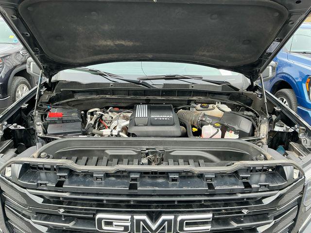 2024 GMC Sierra 1500 4WD Crew Cab Short Box Elevation with 3SB