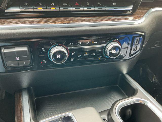 2024 GMC Sierra 1500 4WD Crew Cab Short Box Elevation with 3SB