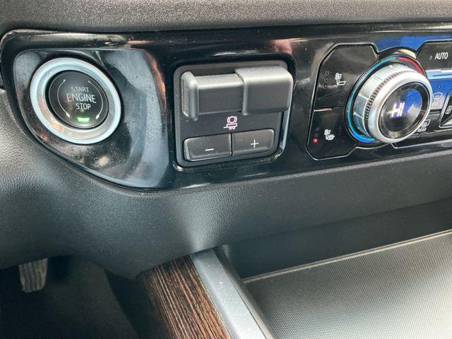 2024 GMC Sierra 1500 4WD Crew Cab Short Box Elevation with 3SB