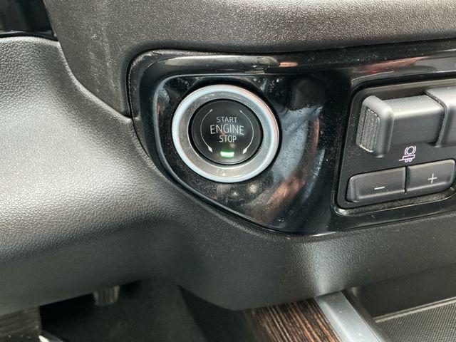 2024 GMC Sierra 1500 4WD Crew Cab Short Box Elevation with 3SB