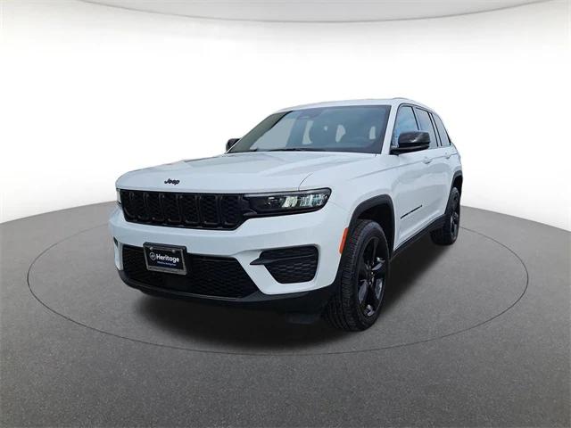 2023 Jeep Grand Cherokee Altitude 4x4 2023 Jeep Grand Cherokee Altitude 4x4