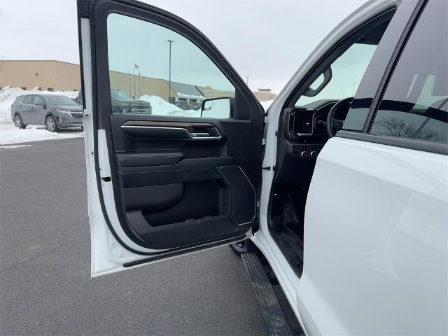 2024 GMC Sierra 1500 4WD Crew Cab Short Box Elevation with 3VL