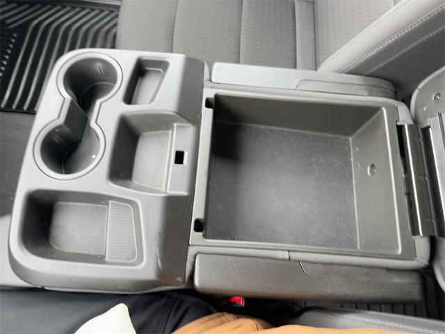 2024 GMC Sierra 1500 4WD Crew Cab Short Box Elevation with 3VL