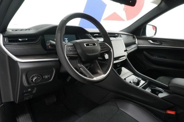 2026 Jeep Grand Cherokee Altitude 4x2
