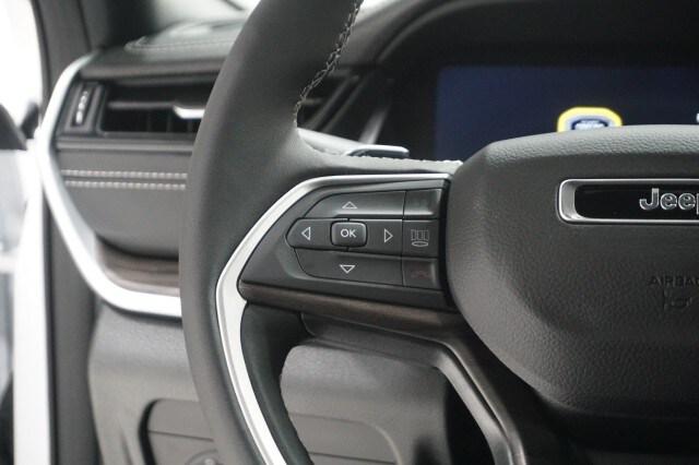 2026 Jeep Grand Cherokee Altitude 4x2