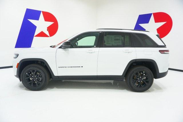 2026 Jeep Grand Cherokee Altitude 4x2