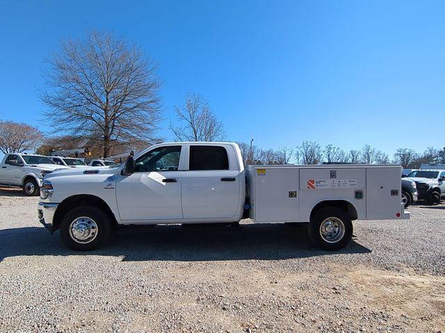 2026 RAM Ram 3500 Chassis Cab RAM 3500 TRADESMAN CREW CAB CHASSIS 4X4 60 CA 2026 RAM Ram 3500 Chassis Cab RAM 3500 TRADESMAN CREW CAB CHASSIS 4X4 60 CA