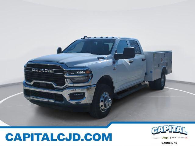 2026 RAM 3500 Chassis RAM 3500 TRADESMAN CREW CAB CHASSIS 4X4 60 CA