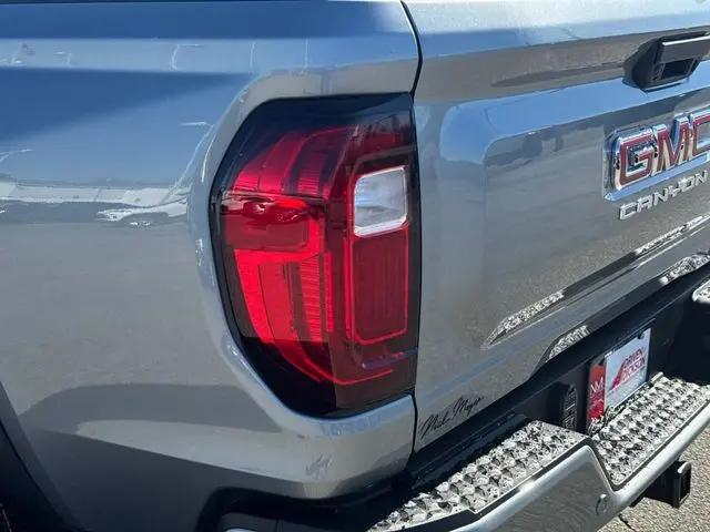 2026 GMC Canyon Elevation, RWD
