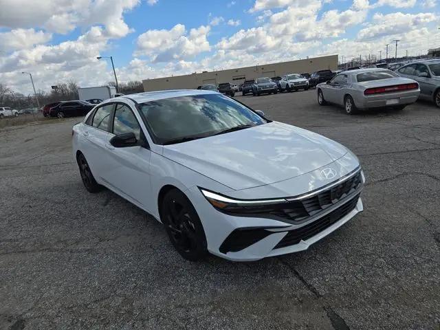 2026 Hyundai Elantra SEL Sport Premium