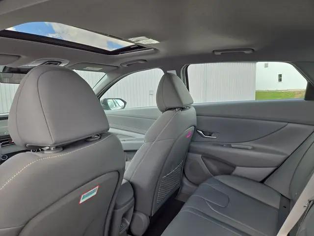 2026 Hyundai Elantra SEL Sport Premium