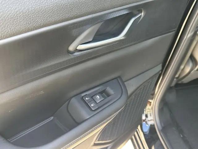 2026 Jeep Grand Cherokee L Laredo 4x2
