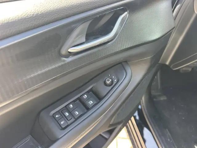 2026 Jeep Grand Cherokee L Laredo 4x2
