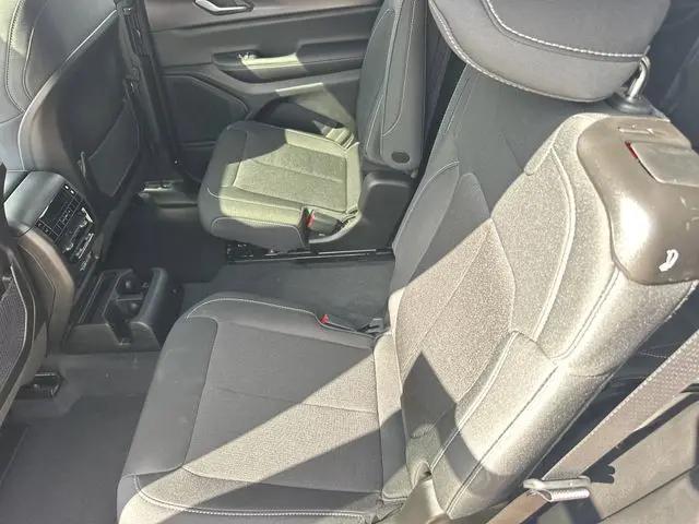 2026 Jeep Grand Cherokee L Altitude 4x2