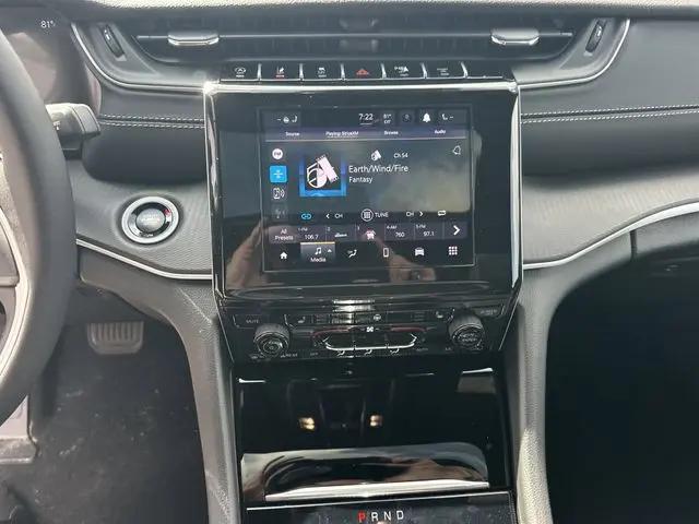 2026 Jeep Grand Cherokee L Altitude 4x2