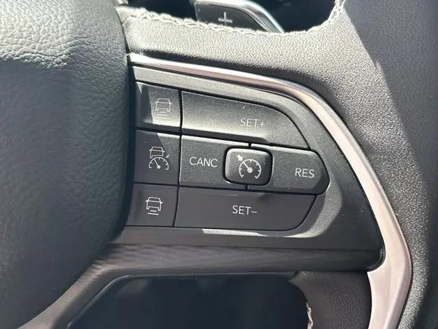 2026 Jeep Grand Cherokee L Altitude 4x2