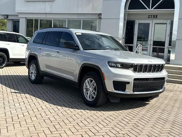 2026 Jeep Grand Cherokee L Laredo 4x2