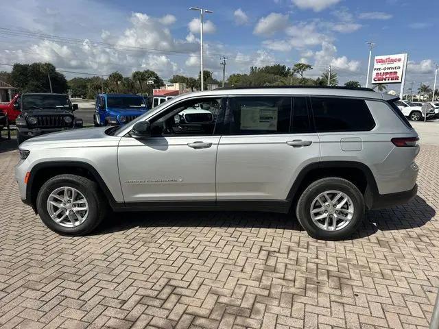 2026 Jeep Grand Cherokee L Laredo 4x2