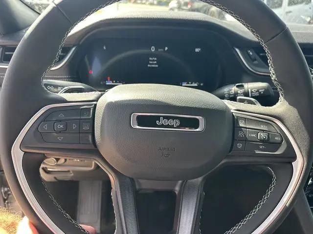 2026 Jeep Grand Cherokee L Laredo 4x2