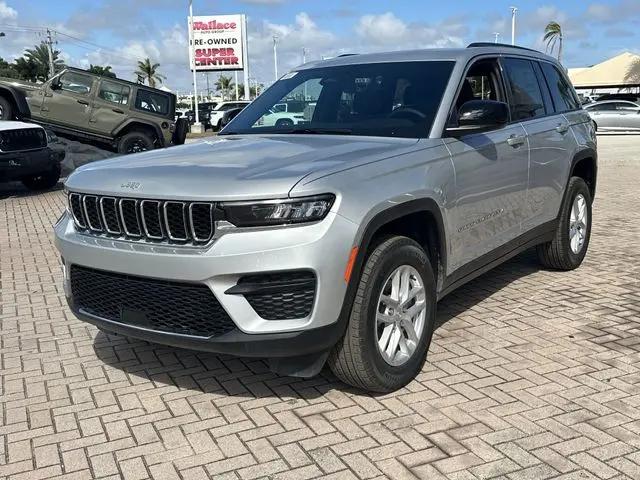 2026 Jeep Grand Cherokee Altitude 4x2