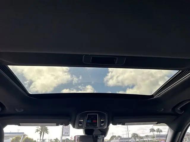 2026 Jeep Grand Cherokee Altitude 4x2