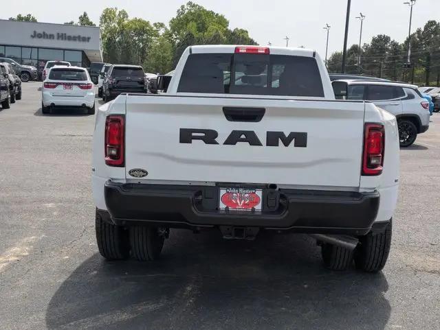2026 Ram 3500 Tradesman Crew Cab 4x2 8' Box