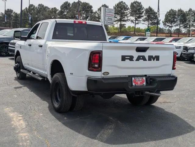 2026 Ram 3500 Tradesman Crew Cab 4x2 8' Box