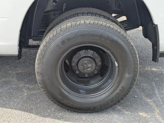 2026 Ram 3500 Tradesman Crew Cab 4x2 8' Box