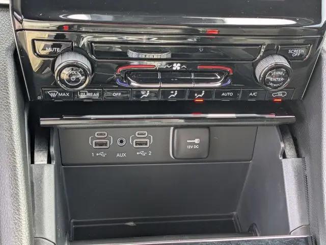 2026 Jeep Grand Cherokee L Laredo 4x2