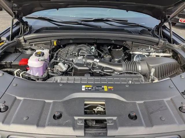 2026 Jeep Grand Cherokee L Laredo 4x2