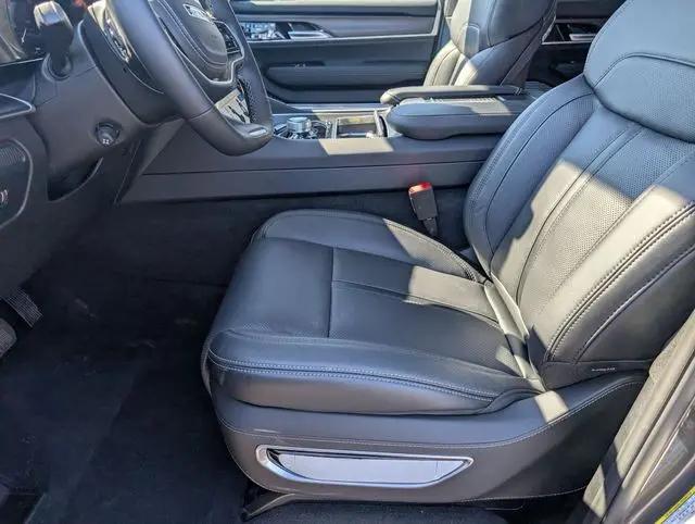2026 Jeep Grand Wagoneer Summit Obsidian 4x4