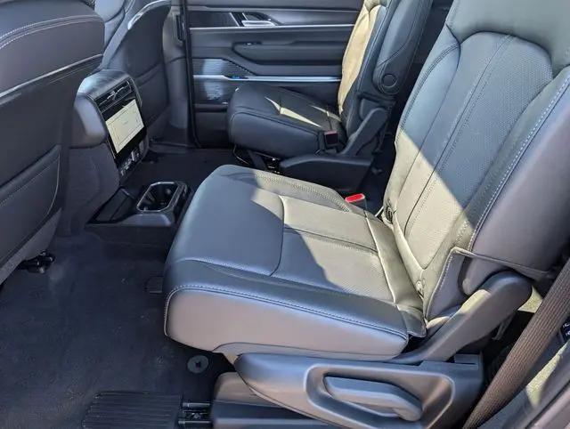 2026 Jeep Grand Wagoneer Summit Obsidian 4x4