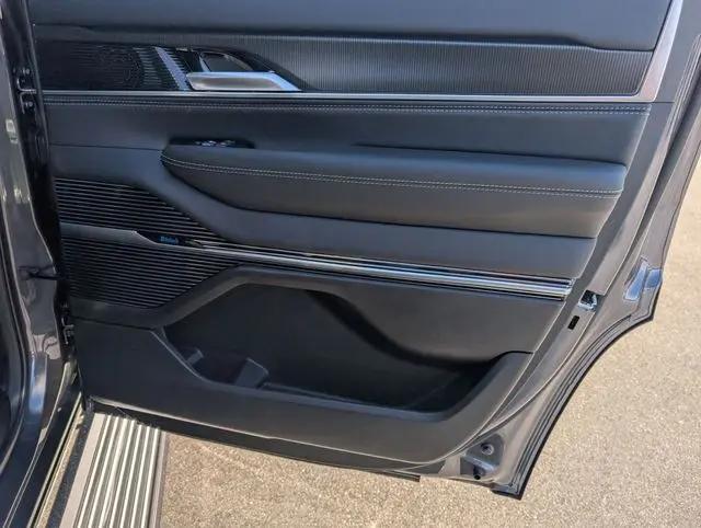 2026 Jeep Grand Wagoneer Summit Obsidian 4x4