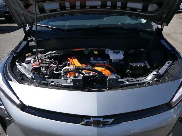 2027 Chevrolet Bolt RS FWD