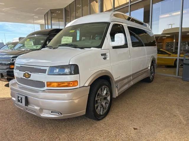 2026 Chevrolet Express Cargo Van 2500 Regular Wheelbase, WT, RWD