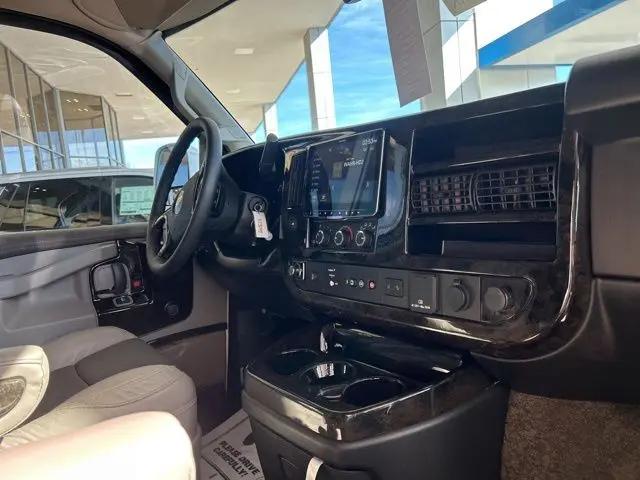 2026 Chevrolet Express Cargo Van 2500 Regular Wheelbase, WT, RWD