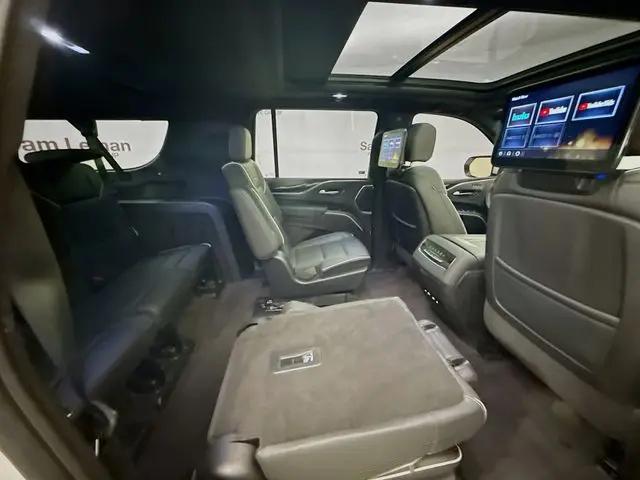 2023 Cadillac Escalade ESV 4WD Sport