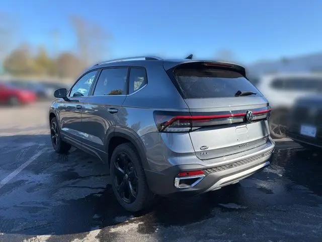 2026 Volkswagen Taos SEL