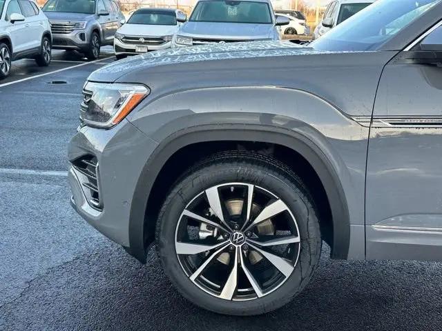 2026 Volkswagen Atlas Cross Sport SEL Premium R-Line