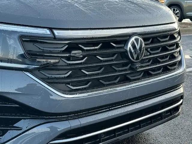 2026 Volkswagen Atlas Cross Sport SEL Premium R-Line