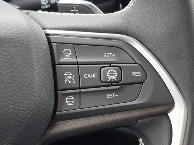 2026 Jeep Grand Cherokee L Altitude 4x4