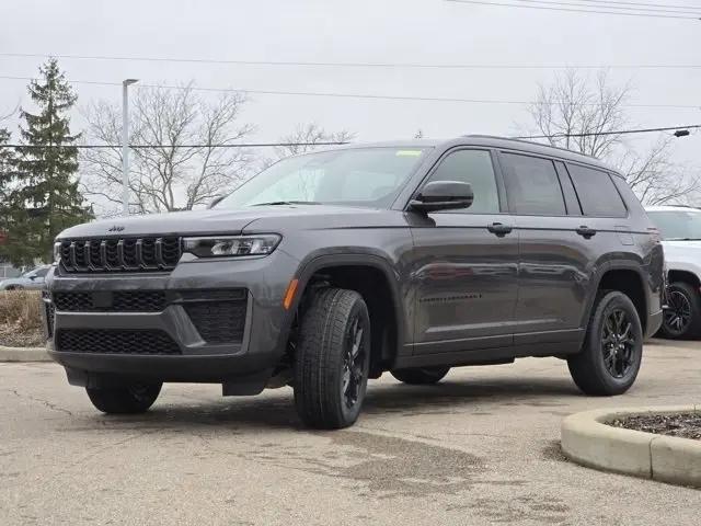 2026 Jeep Grand Cherokee L Altitude 4x4