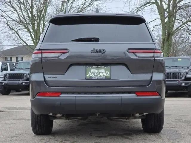 2026 Jeep Grand Cherokee L Altitude 4x4