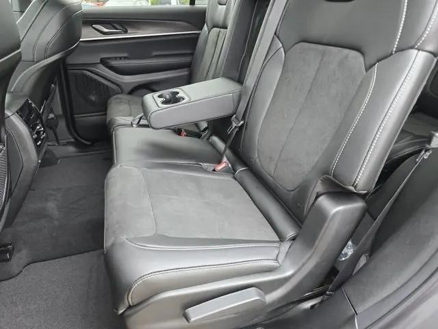 2026 Jeep Grand Cherokee L Altitude 4x4